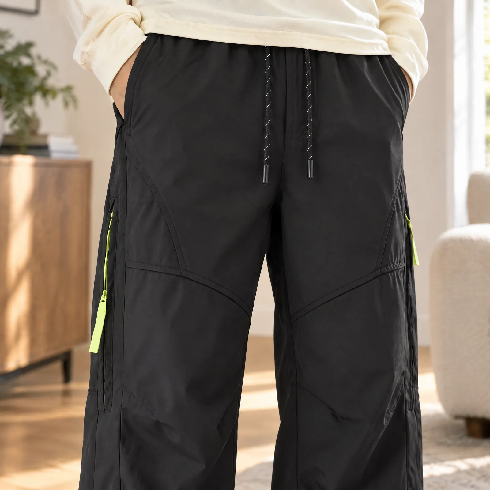 Quarry Straight Work Pants: detail view